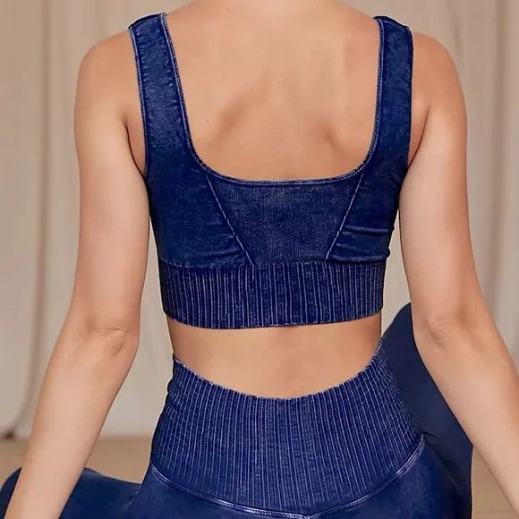 ☀️(A371) NEW Free People Movement Square Neck Bra. Washed Navy. Size: XS/S - Picture 3 of 8